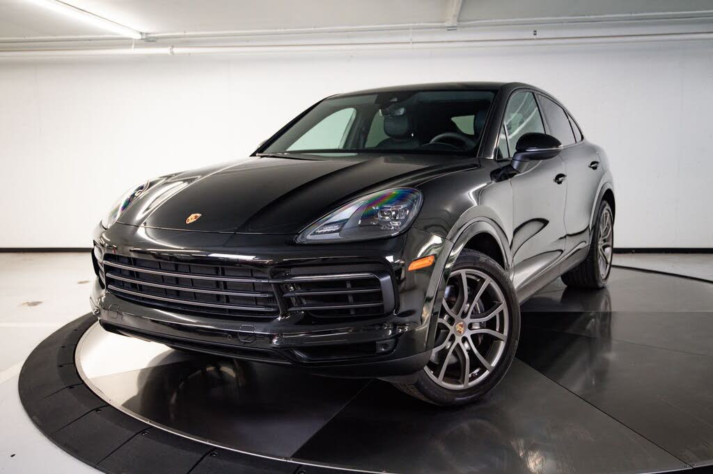 2023 Porsche Cayenne Base Platinum Edition