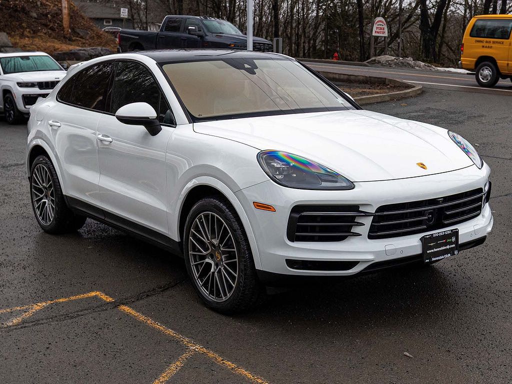 2023 Porsche Cayenne Coupe Platinum Edition
