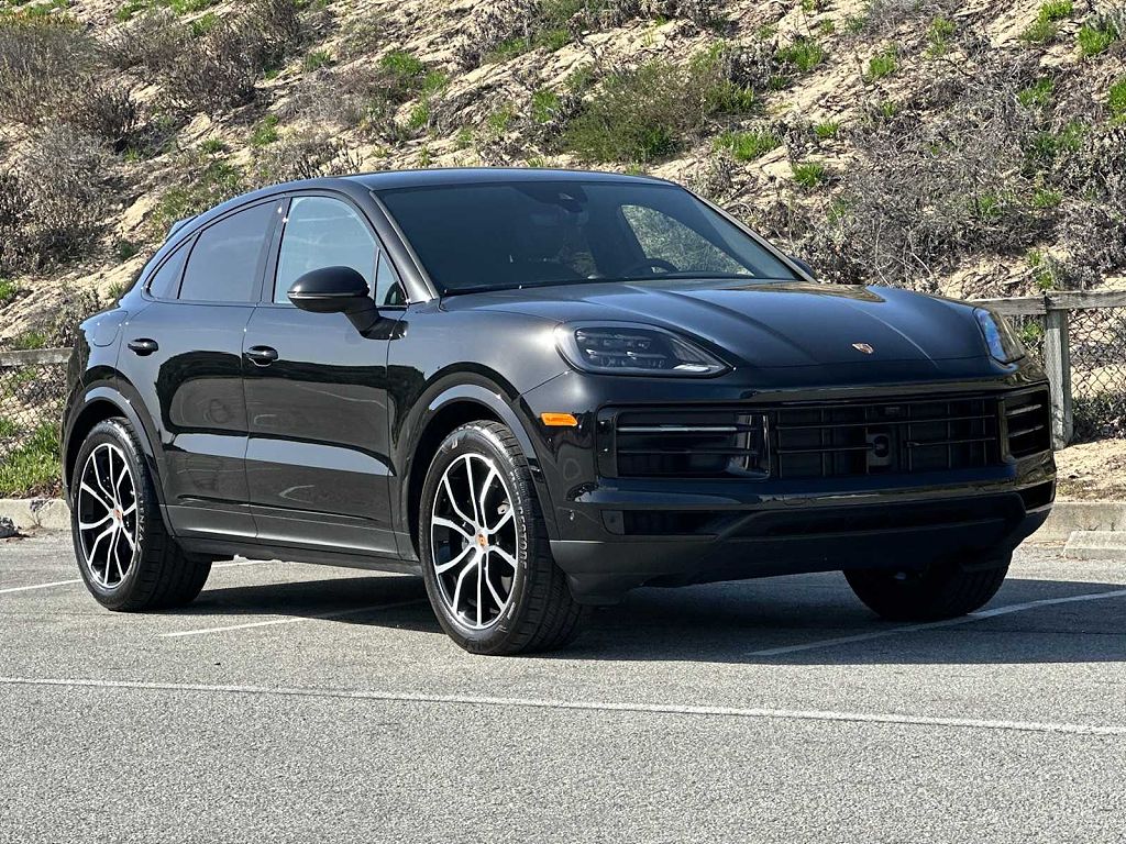 2025 Porsche Cayenne Coupe
