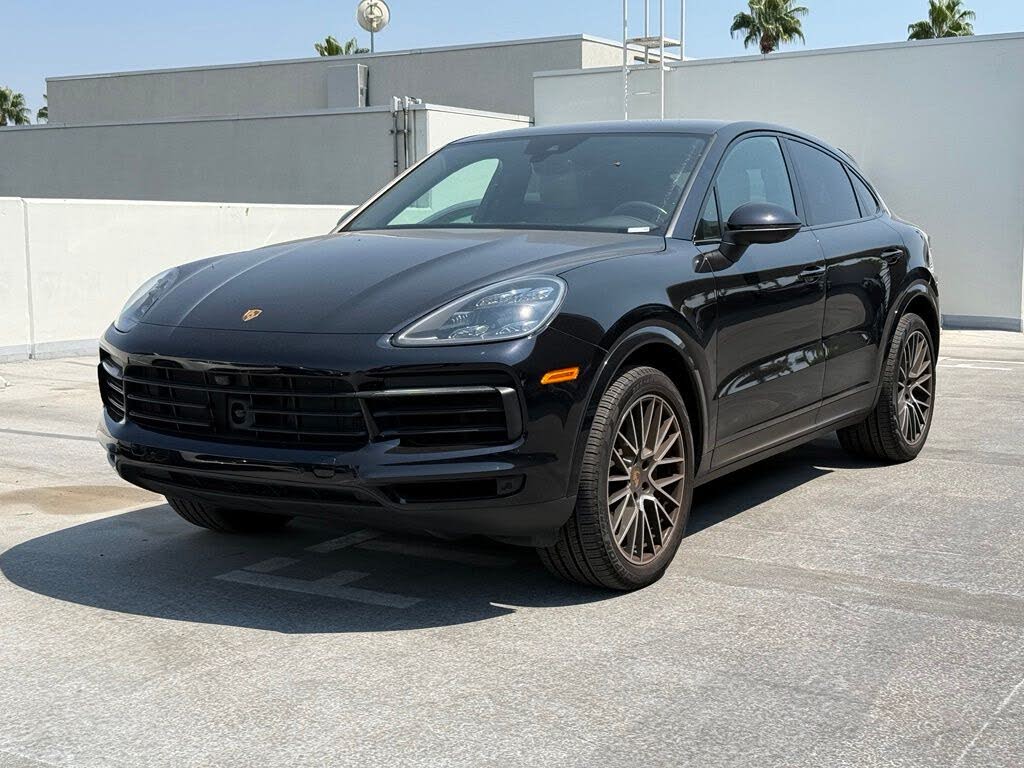 2022 Porsche Cayenne S Platinum Edition