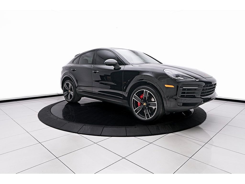 2022 Porsche Cayenne S Platinum Edition