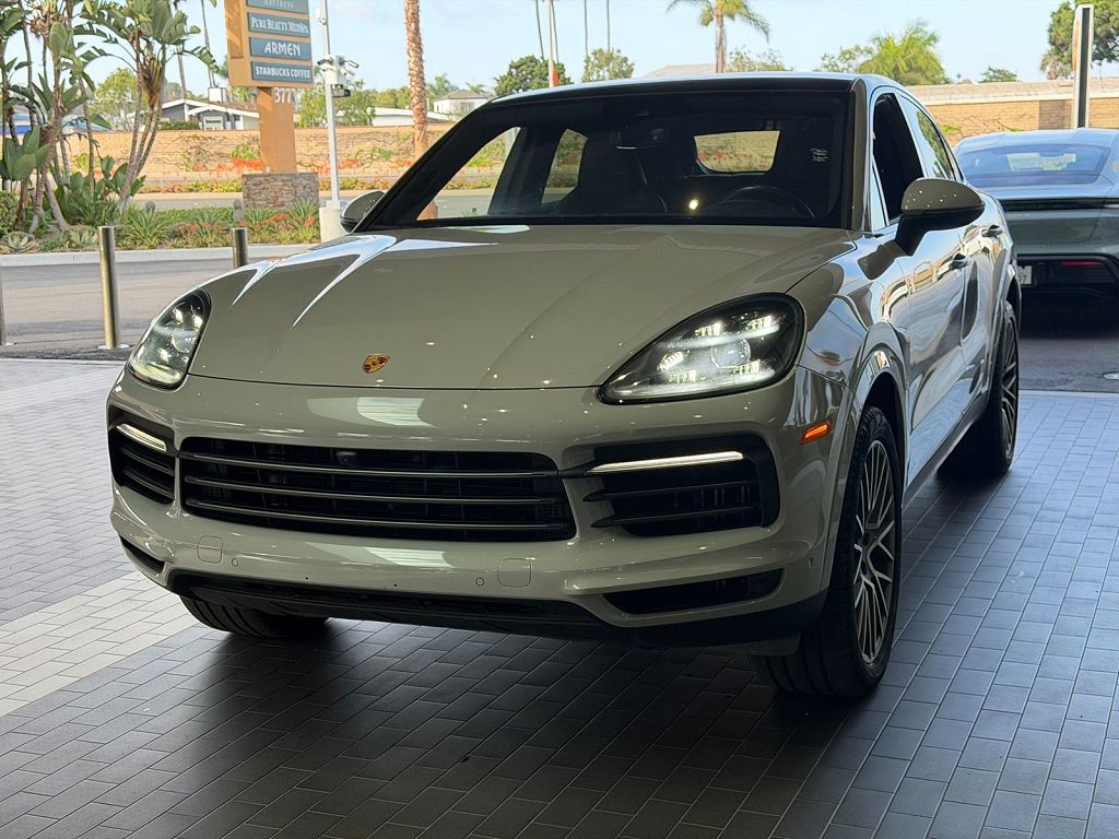 2023 Porsche Cayenne S Platinum Edition