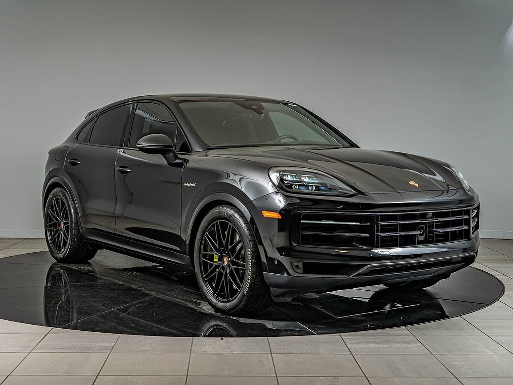 2025 Porsche Cayenne E-Hybrid