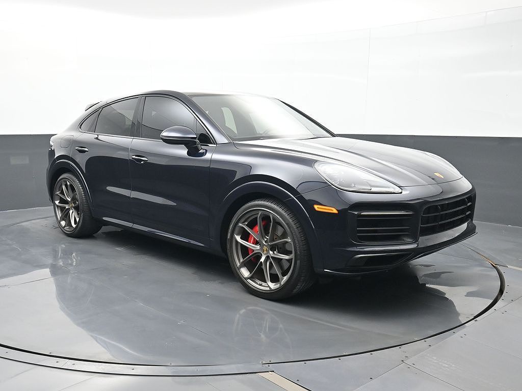 2023 Porsche Cayenne GTS
