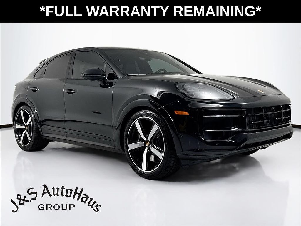 2025 Porsche Cayenne GTS