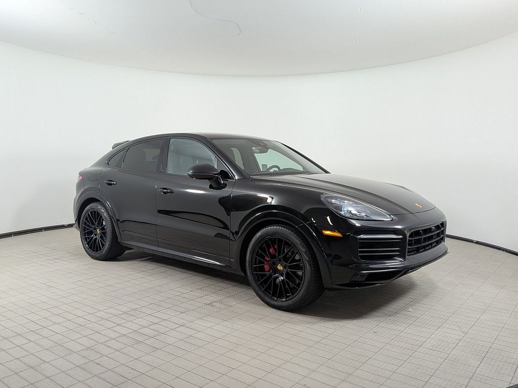 2023 Porsche Cayenne GTS