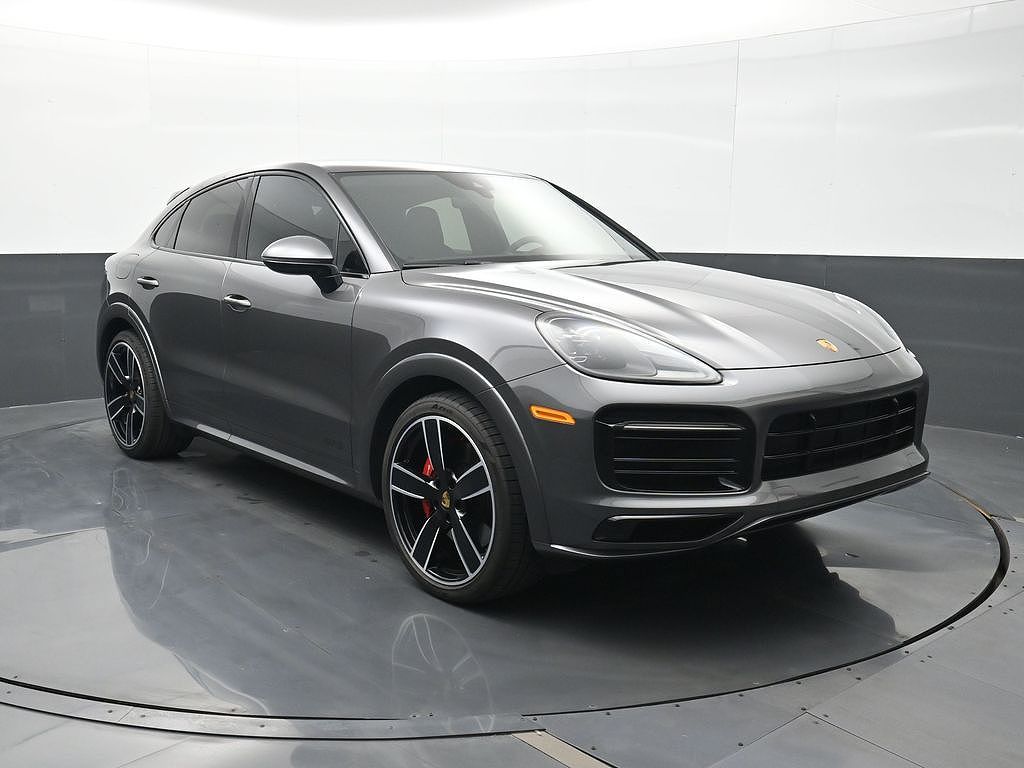 2023 Porsche Cayenne GTS