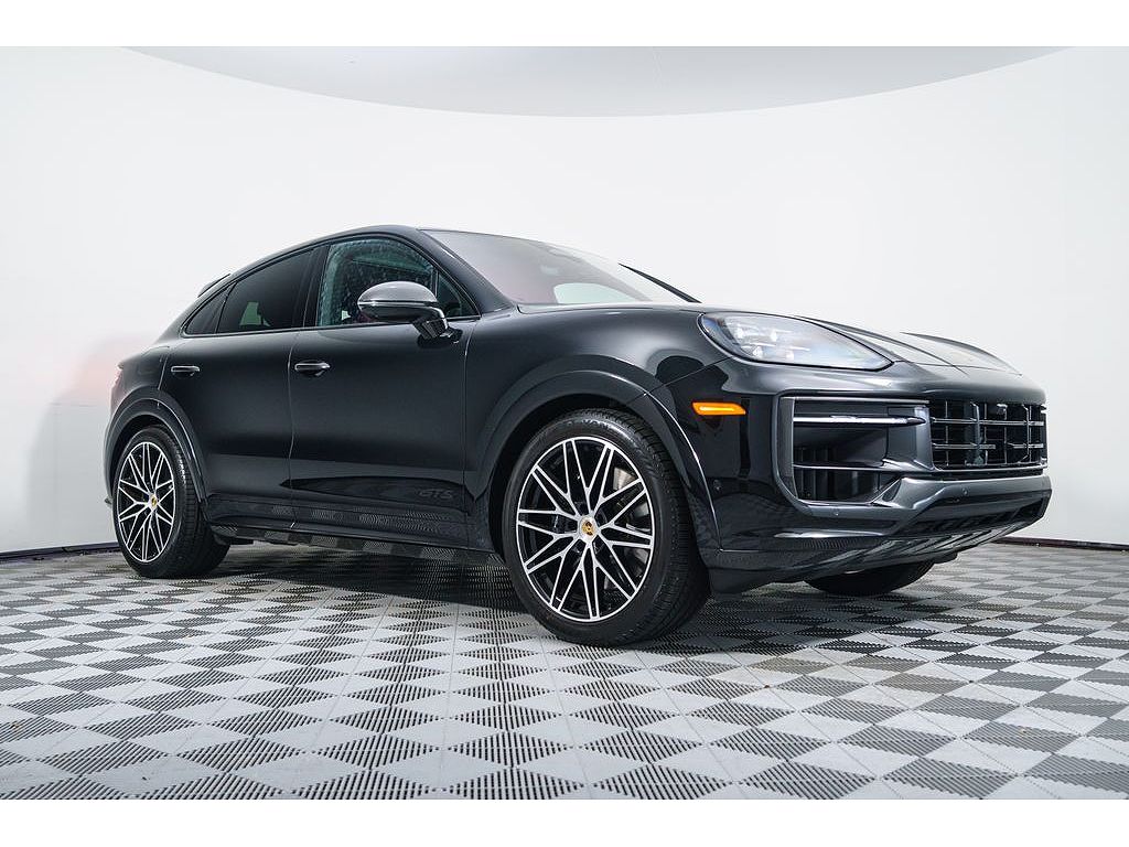 2026 Porsche Cayenne Coupe GTS