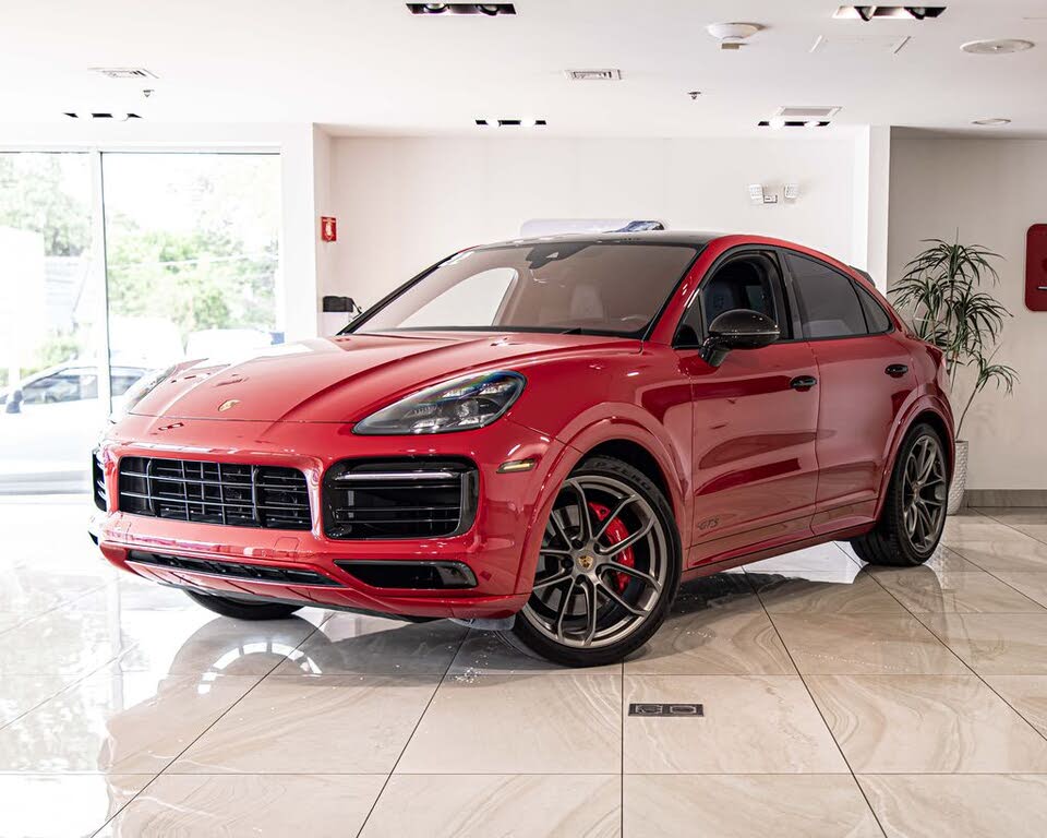 2022 Porsche Cayenne GTS
