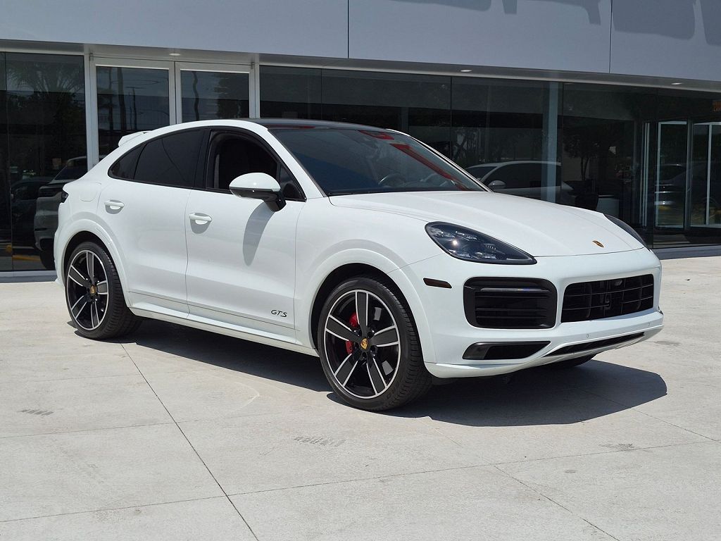 2023 Porsche Cayenne GTS