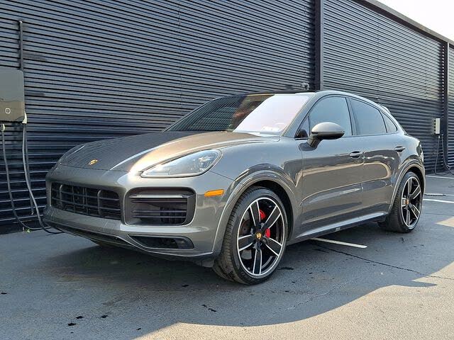 2022 Porsche Cayenne Coupe GTS