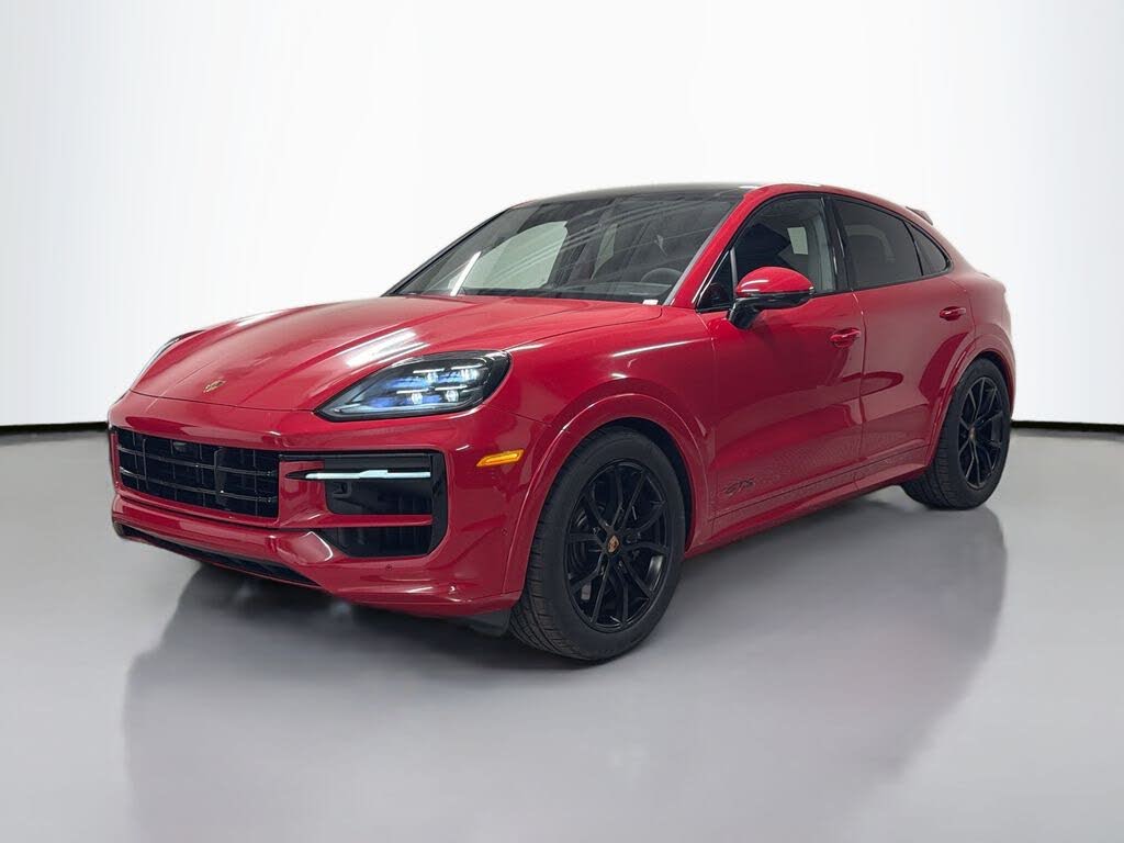 2025 Porsche Cayenne GTS