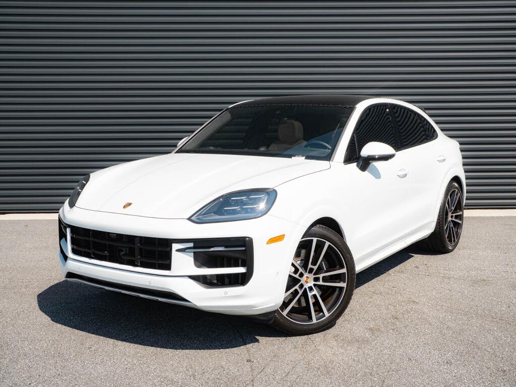 2026 Porsche Cayenne GTS