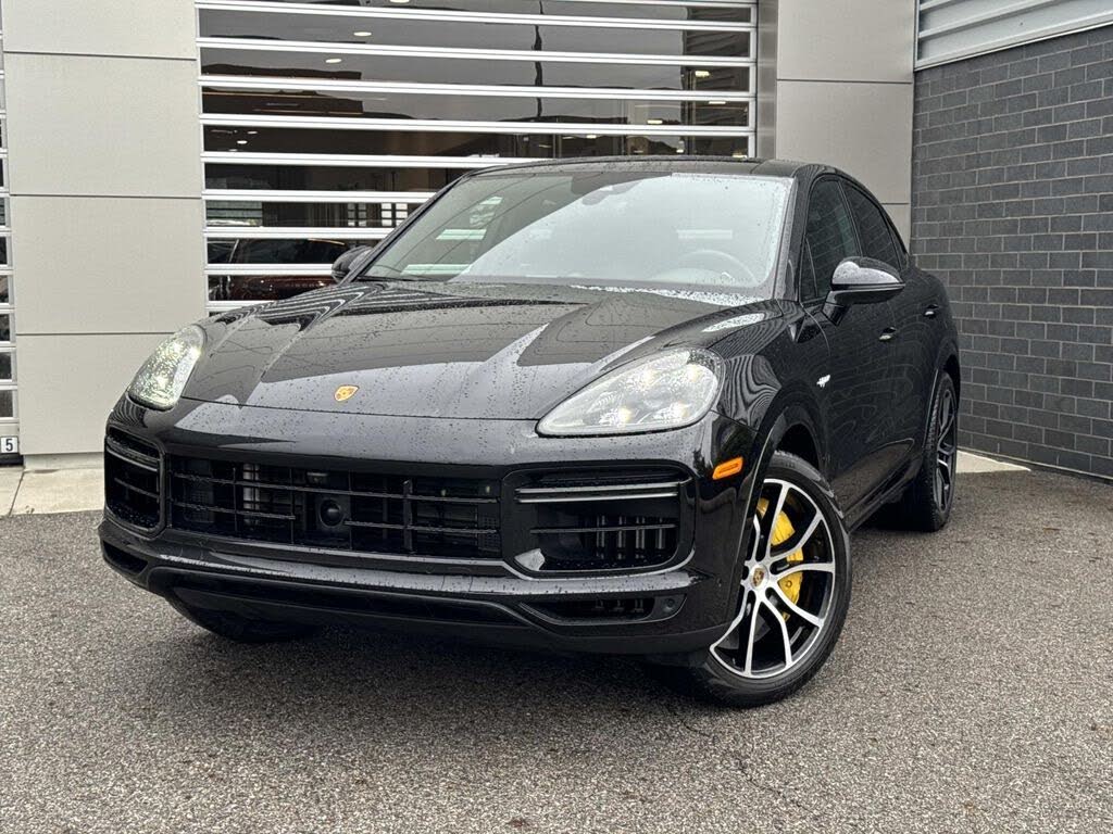 2022 Porsche Cayenne Turbo S E-Hybrid