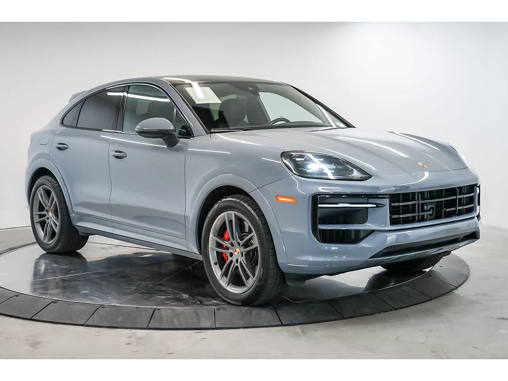 2024 Porsche Cayenne Coupe S