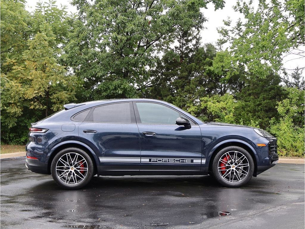 2024 Porsche Cayenne S