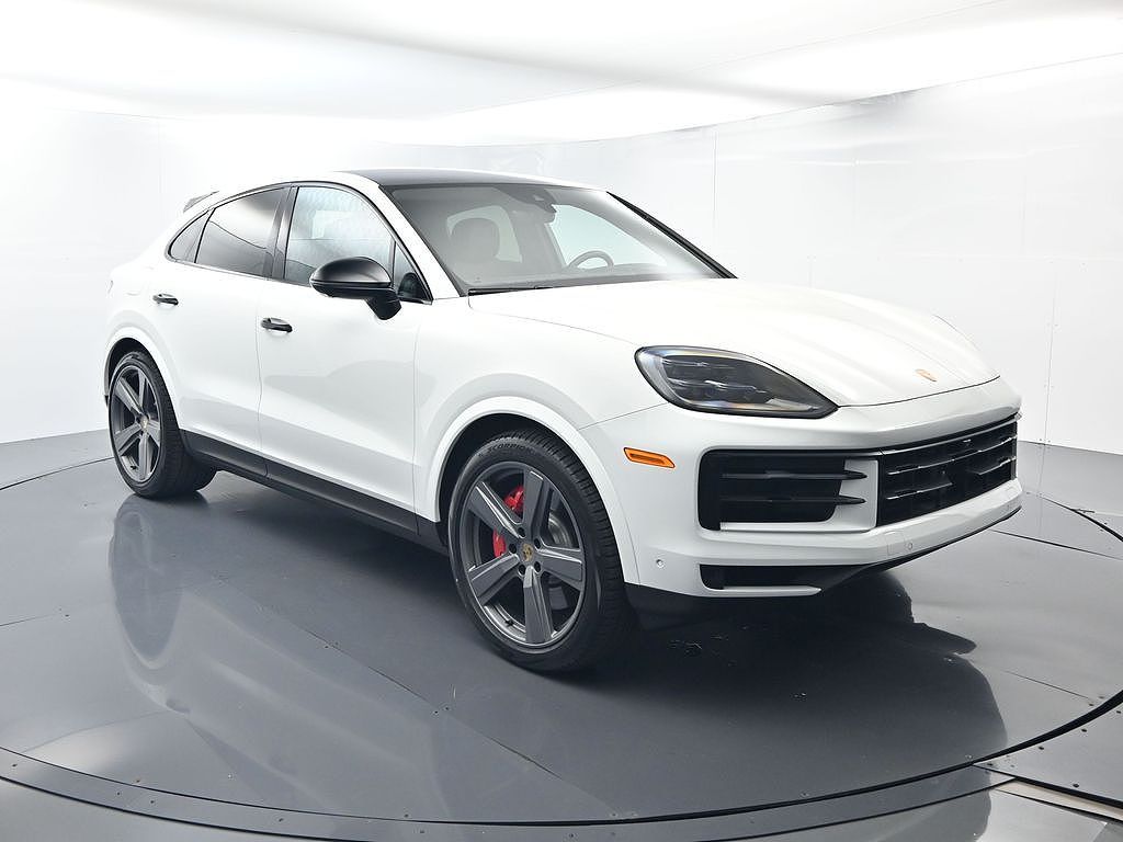2024 Porsche Cayenne S