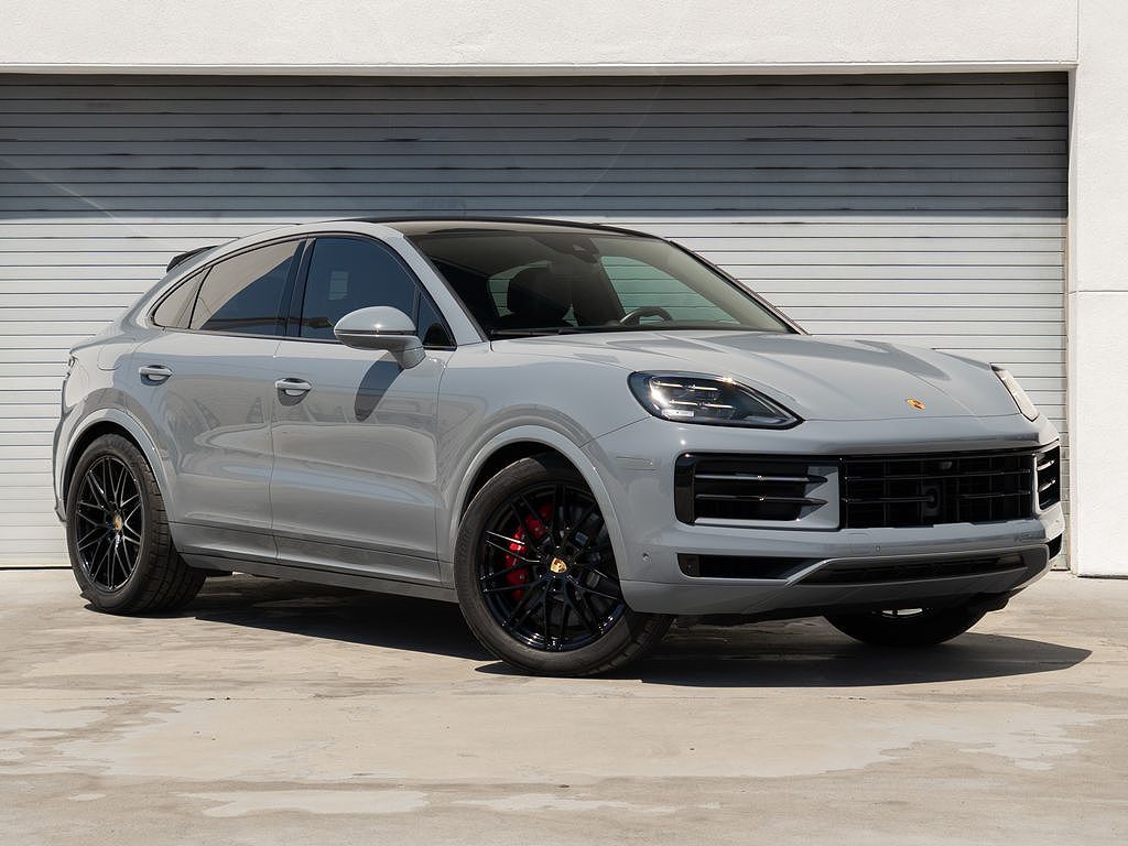 2024 Porsche Cayenne S