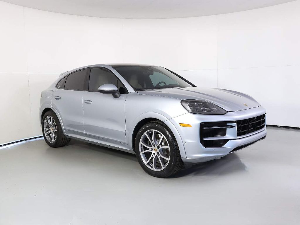 2025 Porsche Cayenne S