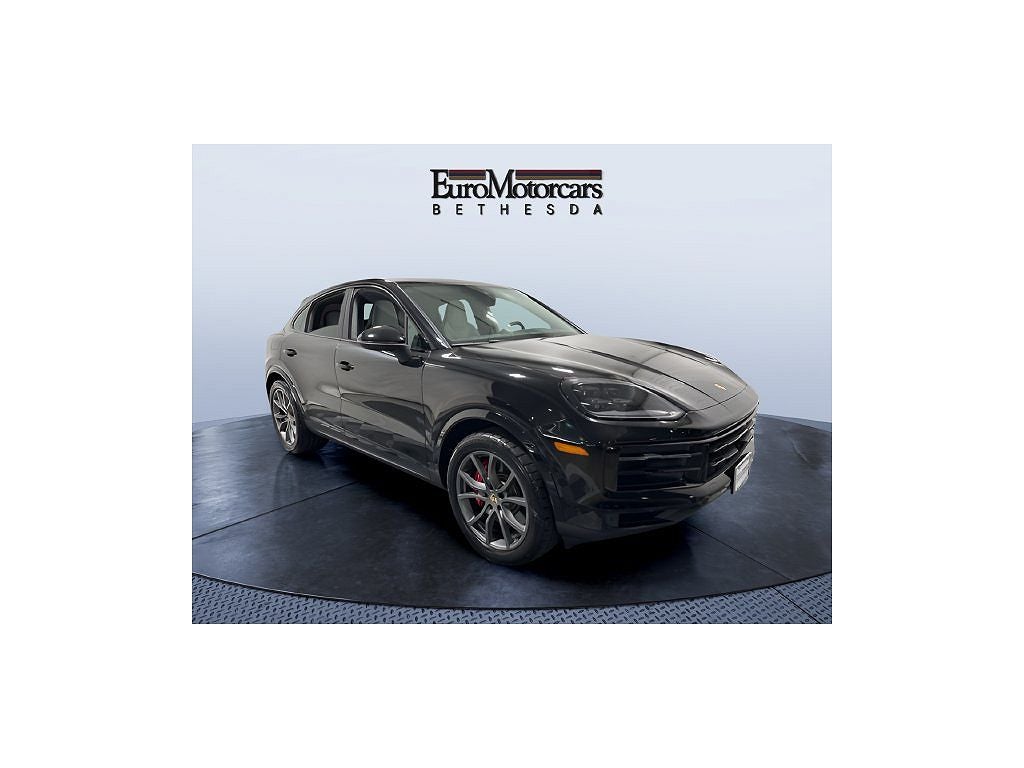 2024 Porsche Cayenne S