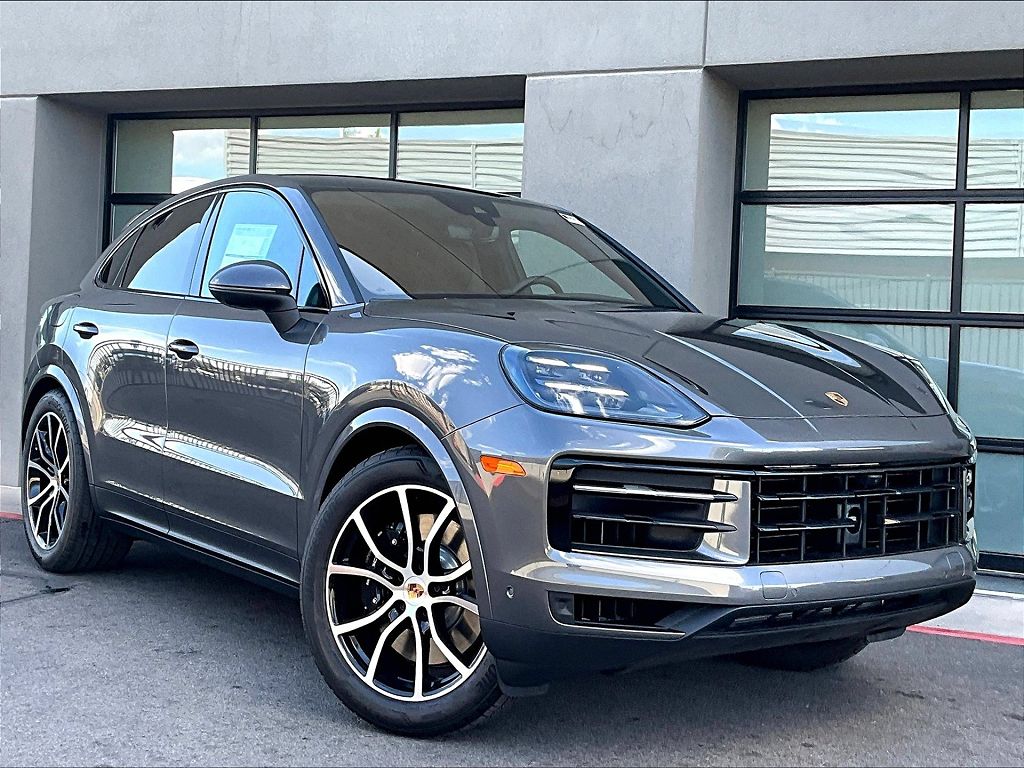 2025 Porsche Cayenne S