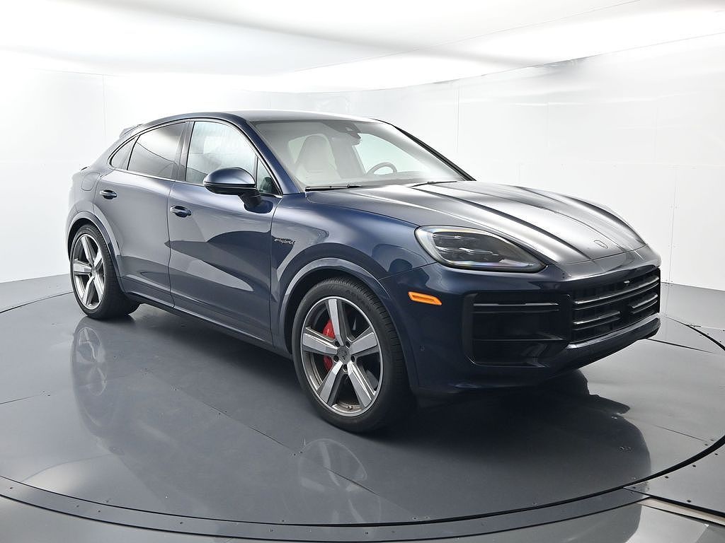 2025 Porsche Cayenne Coupe Turbo E-Hybrid