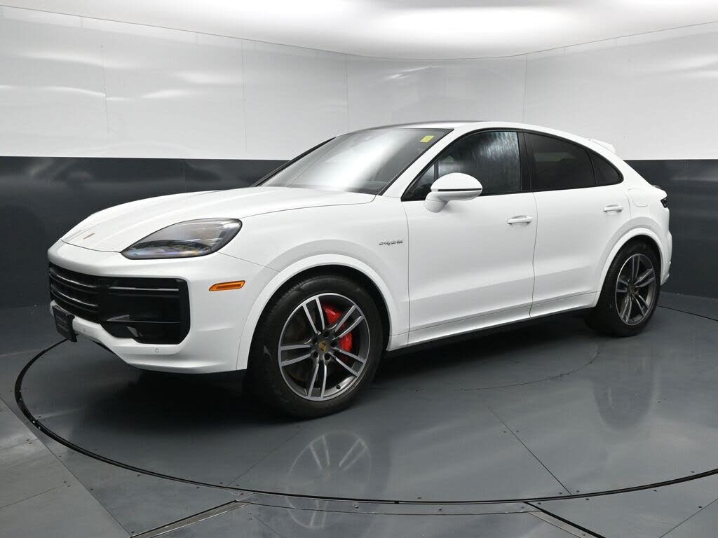 2024 Porsche Cayenne Turbo E-Hybrid