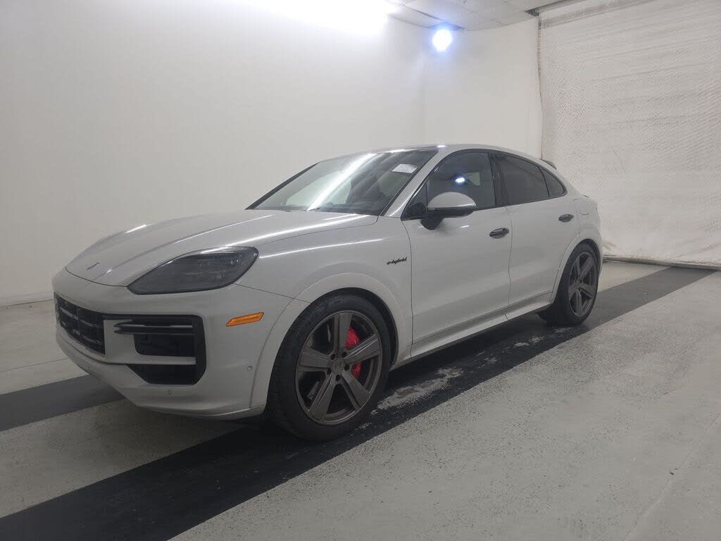 2025 Porsche Cayenne Coupe Turbo E-Hybrid
