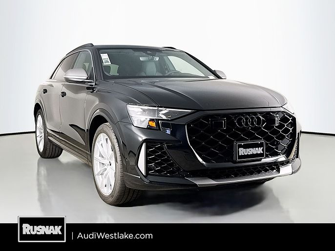 2026 Audi RS Q8 performance