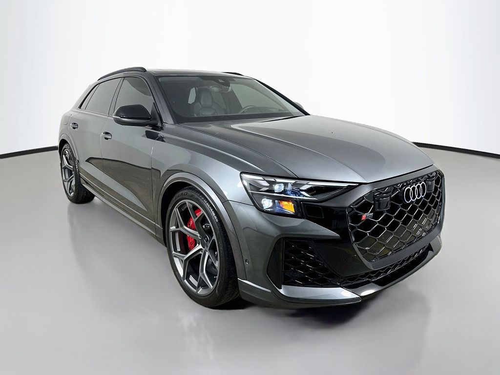 2026 Audi RS Q8 performance