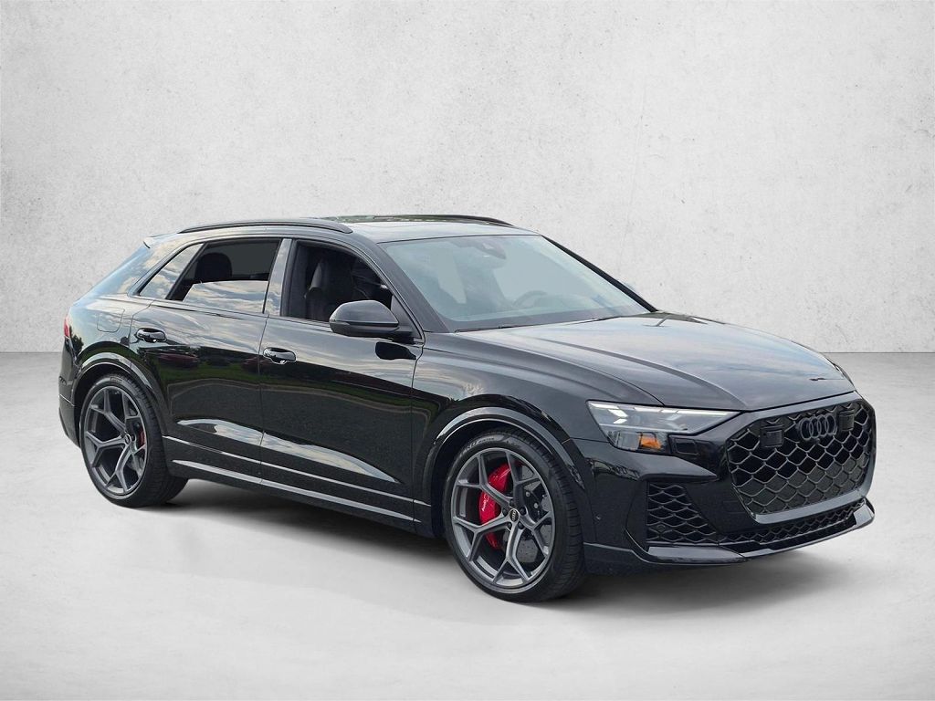 2025 Audi RS Q8 performance