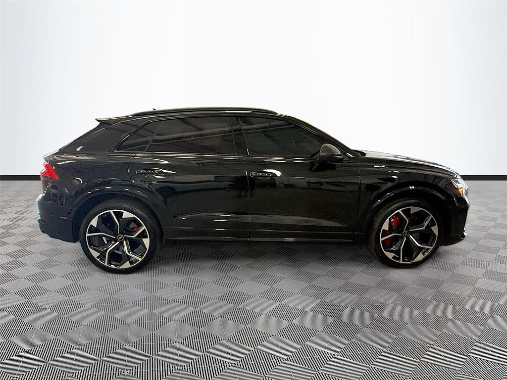 2023 Audi RS Q8