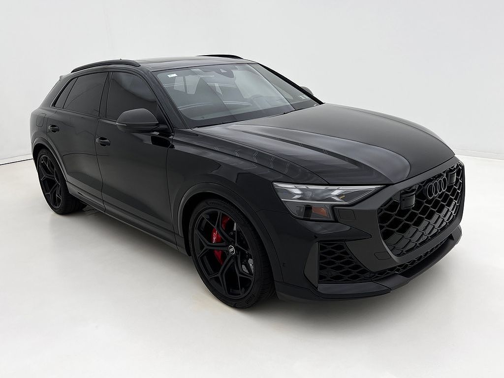 2025 Audi RS Q8 performance