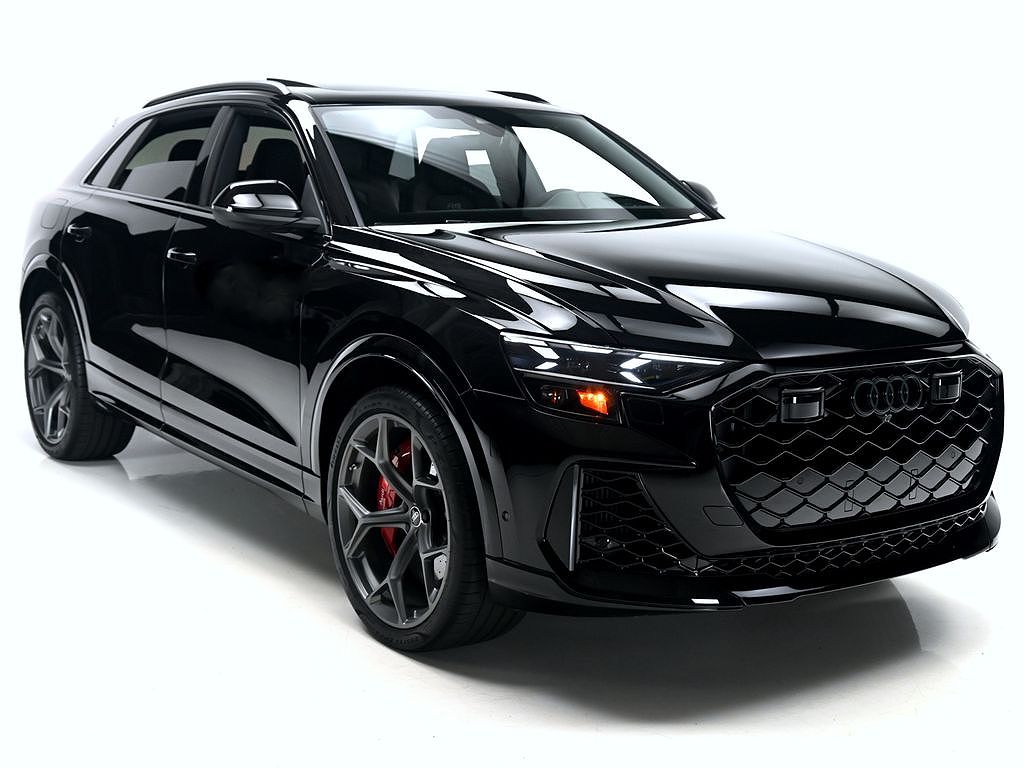 2025 Audi RS Q8 performance