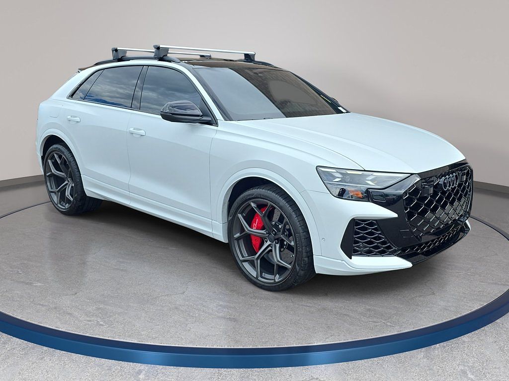 2026 Audi RS Q8 performance