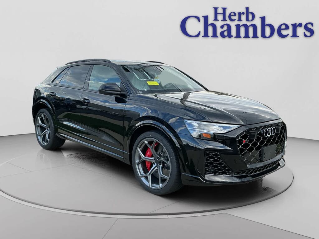 2026 Audi RS Q8 performance