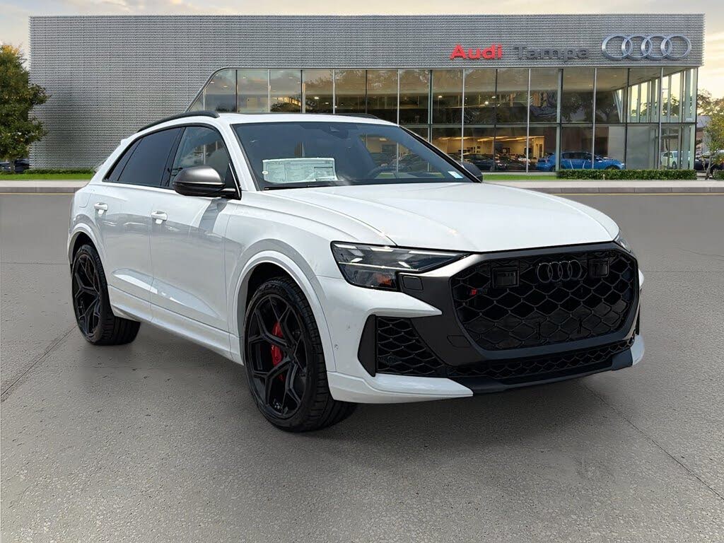 2026 Audi RS Q8 performance