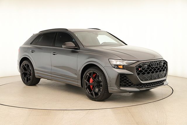 2026 Audi RS Q8 performance