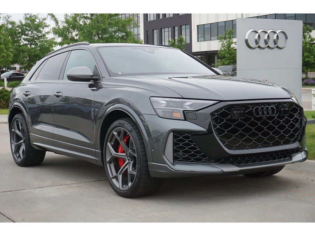 2025 Audi RS Q8 performance