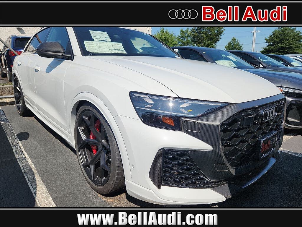 2026 Audi RS Q8 performance