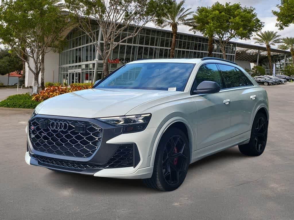 2026 Audi RS Q8 performance