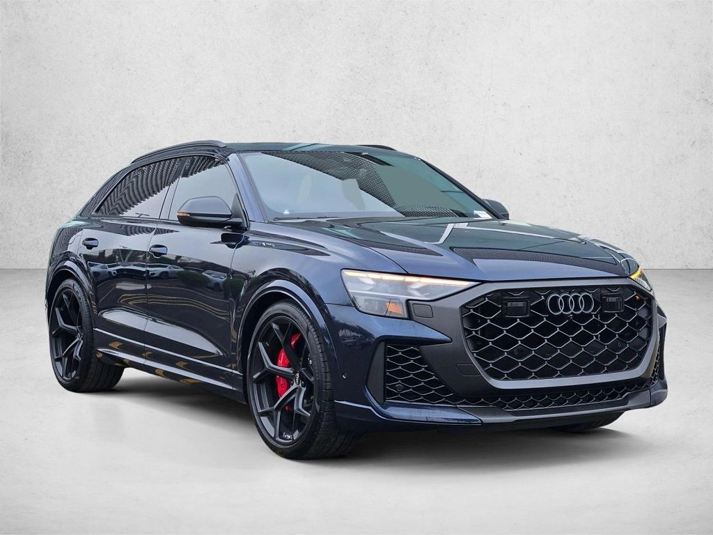 2025 Audi RS Q8 performance