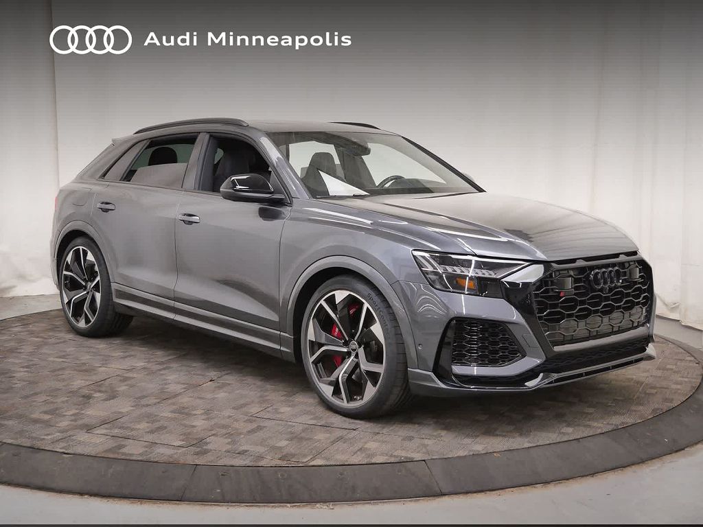 2023 Audi RS Q8
