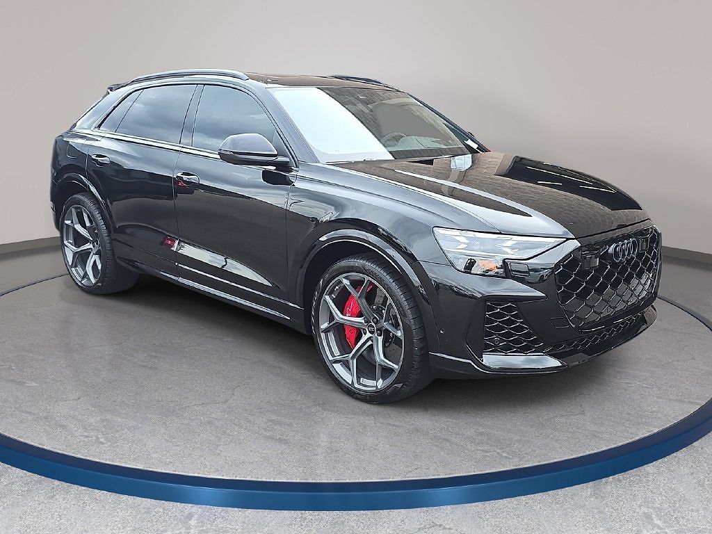 2025 Audi RS Q8 performance
