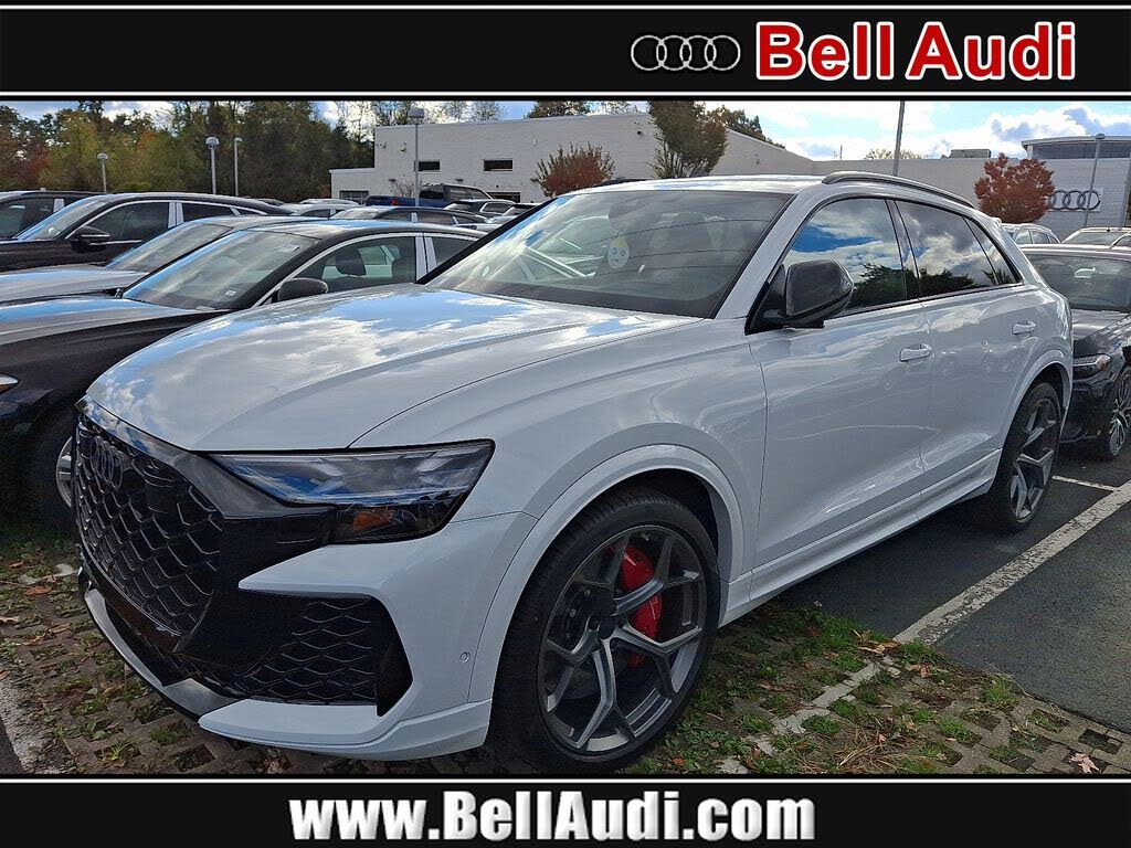 2026 Audi RS Q8 performance