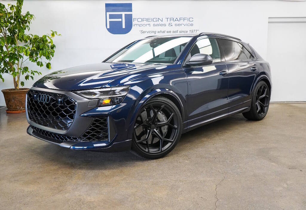 2026 Audi RS Q8 performance