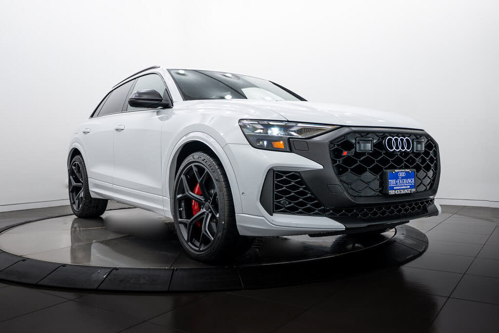 2026 Audi RS Q8 performance
