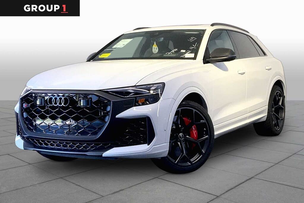 2026 Audi RS Q8 performance