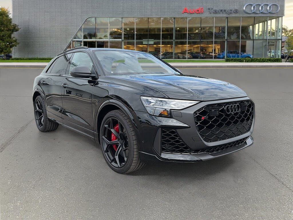 2026 Audi RS Q8 performance