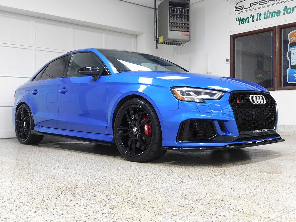 2018 Audi RS3 quattro